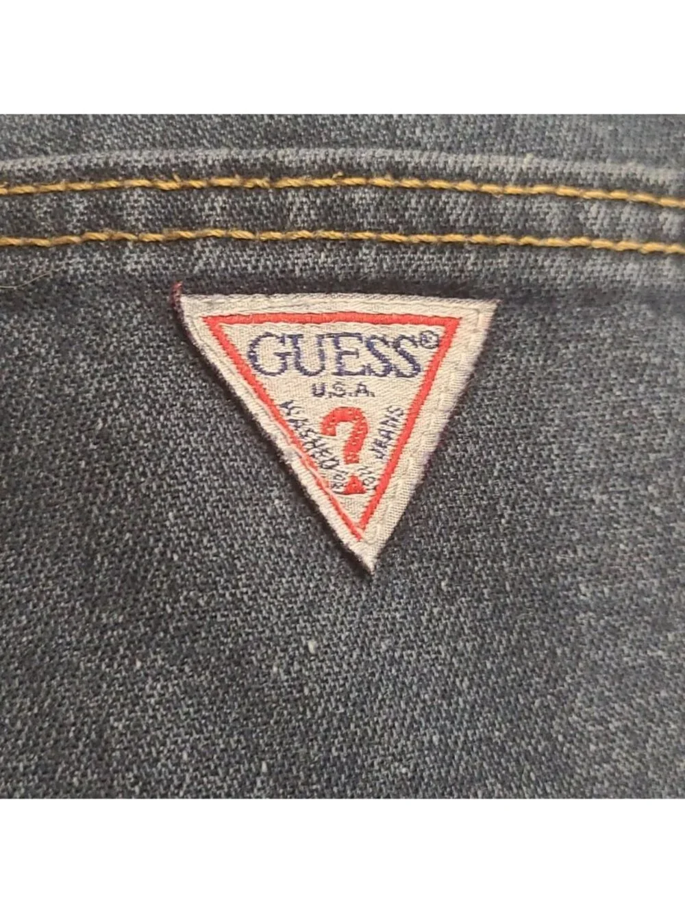 Guess vintage style high rise straight leg med wash jeans